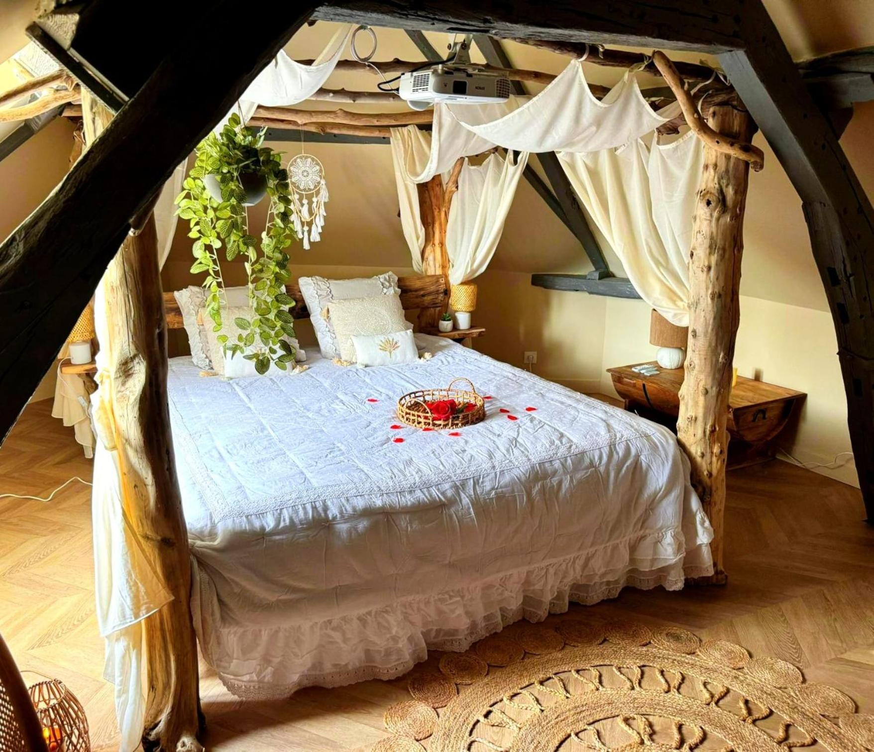 Duplex Safari Jusqu'A 4 Personnes, Spa, Cinema Et Lit Sous Les Arbres, Day Use, 10 Min Centre Амиен Екстериор снимка